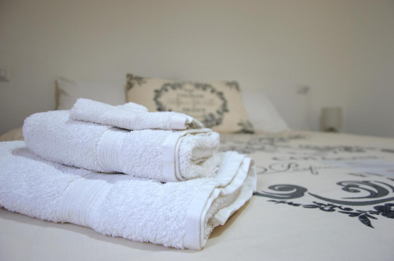 Mille Soli Bed And Breakfast บุจแจร์รุ ภายนอก รูปภาพ